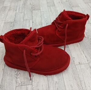 UGG Neumel II Chukka Boots Youth Big Kid Samba Red Size 5